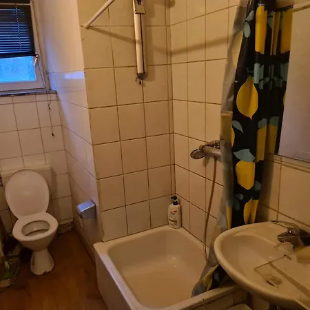 Monteurroommr *